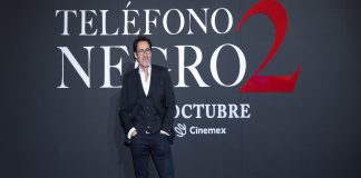 Demián Bichir interpreta la “valentía” de los migrantes mexicanos en Black Phone 2 Fotografía cedida por Universal Pictures donde se observa al actor Demián Bichir durante una alfombra roja, en la Ciudad de México (México). EFE/Ángel Delgado/Universal Pictures/SOLO USO EDITORIAL/NO VENTAS/SOLO DISPONIBLE PARA ILUSTRAR LA NOTICIA QUE ACOMPAÑA(CRÉDITO OBLIGATORIO)