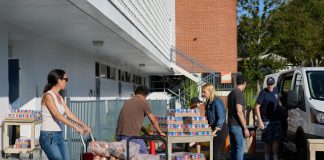 Economía de EEUU podría perder hasta 14.000 millones de dólares por el cierre del Gobierno Imagen de archivo. EFE/EPA/ALLISON DINNER