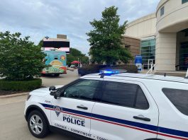 Policía invita a llenar patrullas con donaciones para familias