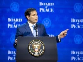 Trump encarga a Marco Rubio que Miami sea sede de la World Expo 2035 EFE/EPA/GIAN EHRENZELLER