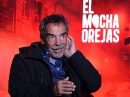 Damián Alcázar: “México todavía no se quita de encima esa terrible capa oscura y violenta” El actor mexicano, Damián Alcázar, habla en una entrevista con EFE este jueves, en Ciudad de México (México). EFE/ Mario Guzmán