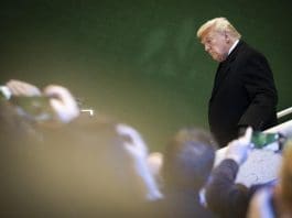 Trump dice que Putin ha aceptado su invitación para formar parte de la Junta de Paz EFE/EPA/GIAN EHRENZELLER