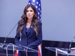 Fuerzas de EE.UU. incautan otro petrolero en el Caribe Archivo. EFE/EPA/OLIVIER MATTHYS