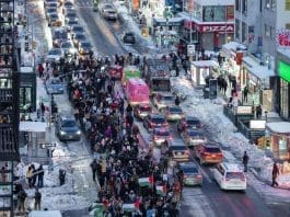 Miles recorren las calles de Nueva York en día de apoyo nacional a Mineápolis EFE/EPA/Olga Fedorova