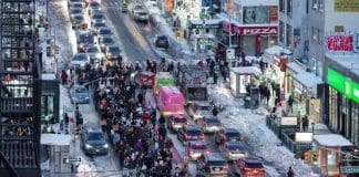 Miles recorren las calles de Nueva York en día de apoyo nacional a Mineápolis EFE/EPA/Olga Fedorova