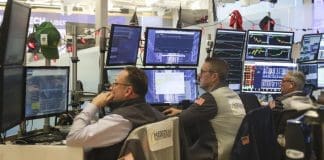 Wall Street se recupera tras el rechazo de Trump a usar la fuerza en Groenlandia EFE/EPA/SARAH YENESEL