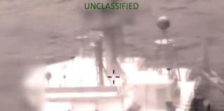 Fuerzas de Estados Unidos interceptan otro petrolero en el Caribe Captura de pantalla tomada de la cuenta oficial de la red social X @ Southcom del Comando Sur de los Estados Unidos que muestra la intercepción del buque petrolero 'Olina' este viernes, en aguas del Caribe. EFE/ @Southcom /SOLO USO EDITORIAL/NO VENTAS/ SOLO DISPONIBLE PARA ILUSTRAR LA NOTICIA QUE ACOMPAÑA (CRÉDITO OBLIGATORIO)