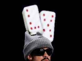 Bad Bunny y el español, un ¿descanso? para el Super Bowl más tenso de la era Trump EFE/EPA/JOHN G. MABANGLO