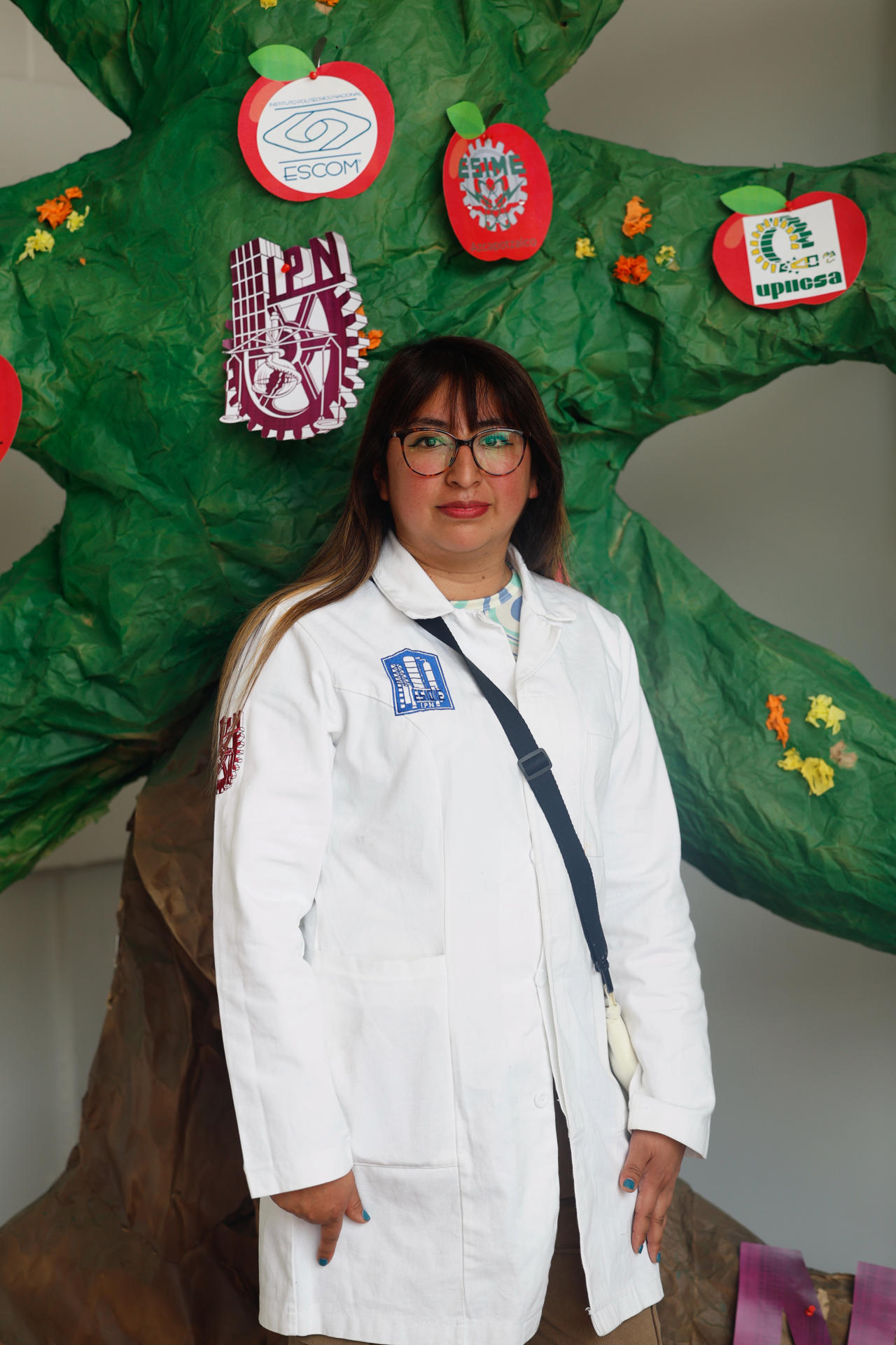 La estudiante del Instituto Politécnico Nacional (IPN) Monserrat Tavera, posa en la presentación de la campaña "Politécnicas Abriendo Caminos” este miércoles, en Ciudad de México (México). EFE/Sáshenka Gutiérrez

