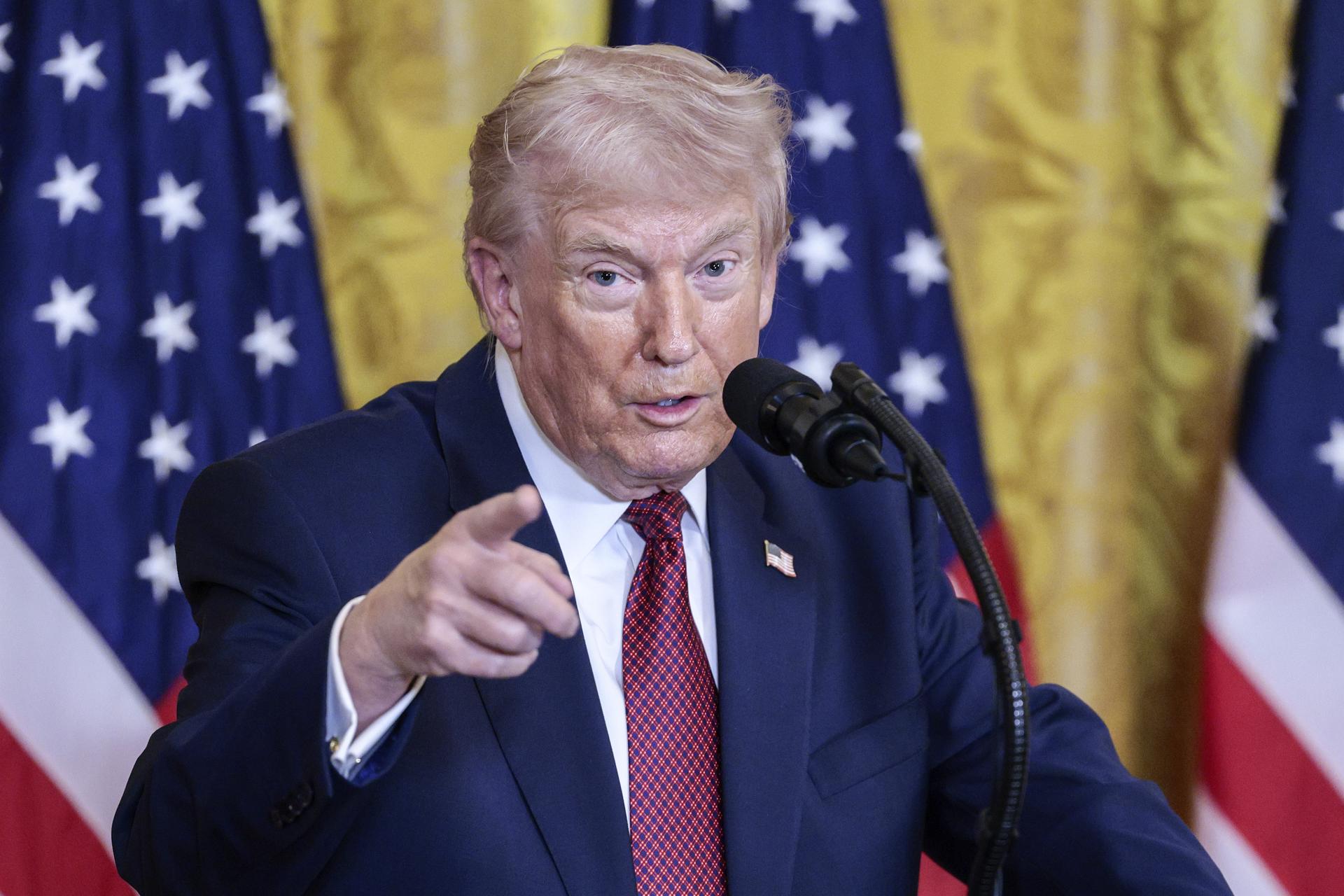 La demanda de Trump contra la BBC irá a juicio en febrero de 2027 - Hola News