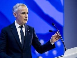 El Gobierno canadiense advierte a sus ciudadanos que “extremen” sus precauciones en Cuba Archivo. EFE/EPA/GIAN EHRENZELLER