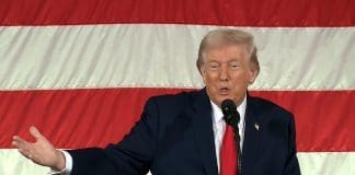 Trump alaba ante militares de EEUU el operativo que culminó con la captura de Maduro Captura de video de una transmisión de La Casa Blanca del presidente de EE.UU., Donald Trump, este viernes, en Fort Bragg en Carolina del Norte (EE.UU.). TEFE/ La Casa Blanca /SOLO USO EDITORIAL/ SOLO DISPONIBLE PARA ILUSTRAR LA NOTICIA QUE ACOMPAÑA (CRÉDITO OBLIGATORIO)