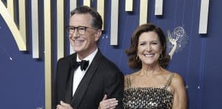 Colbert denuncia que CBS censuró una entrevista política por temor a represalias de la FCC Imagen de archivo. EFE/EPA/CAROLINE BREHMAN