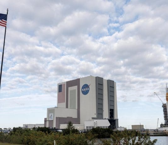 Vast firma con la NASA su primera misión privada de astronautas a la EEI para 2027 Archivo. EFE/EPA/CRISTOBAL HERRERA-ULASHKEVICH