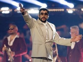 Bad Bunny gana el Grammy a mejor interpretación de música global por ‘EoO’ Imagen de archivo del cantante puertorriqueño Bad Bunny. EFE/ Sebastián Blanco