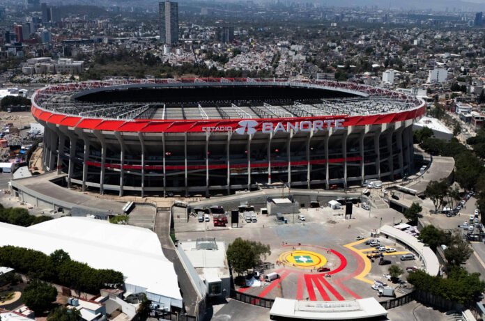 Fotografía aérea que muestra el estadio Azteca 'Banorte' el 27 de marzo de 2026, en Ciudad de México (México). EFE/Tomas Pérez
