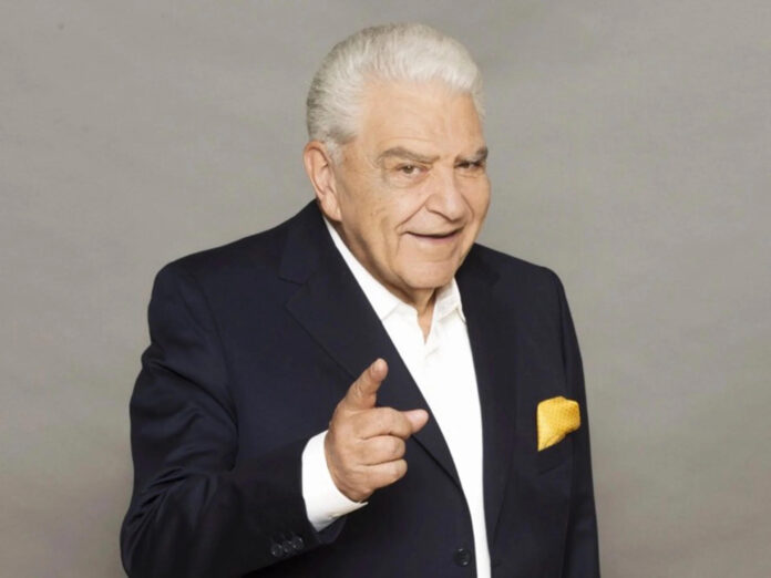 Fotografía cedida por TelevisaUnivision que muestra al conductor de televisión chileno Don Francisco posando, quien volverá este año a Univision, canal en el que presentó 'Sábado Gigante' hasta 2015, con una nueva serie especial de duración limitada en la que entrevistará a figuras hispanas en Estados Unidos, según anunció este martes la televisora. EFE/ TelevisaUnivision /SOLO USO EDITORIAL/ NO VENTAS/ SOLO DISPONIBLE PARA ILUSTRAR LA NOTICIA QUE ACOMPAÑA (CRÉDITO OBLIGATORIO)
