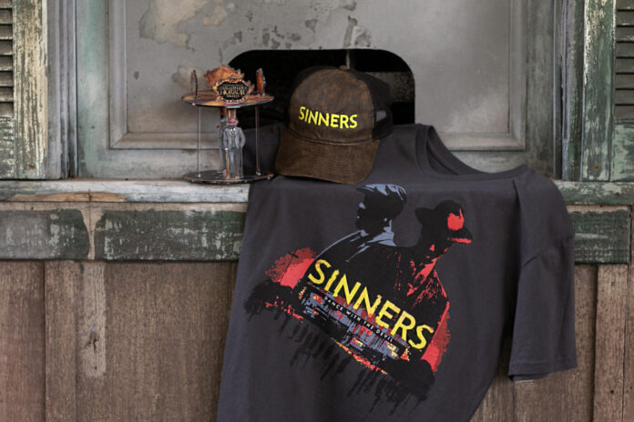 Fotografía cedida por Universal Studios que muestra prendas de ropa promocionales con el logo de la atracción 'Sinners' ('Pecadores') que se integrará a la programación de experiencias inmersivas de Halloween Horror Nights a partir del viernes 28 de agosto en Universal Orlando Resort, en Florida, y del jueves 3 de septiembre en Universal Studios Hollywood, en Los Ángeles, California. EFE/ Universal Studios /SOLO USO EDITORIAL/ NO VENTAS/ SOLO DISPONIBLE PARA ILUSTRAR LA NOTICIA QUE ACOMPAÑA (CRÉDITO OBLIGATORIO)
