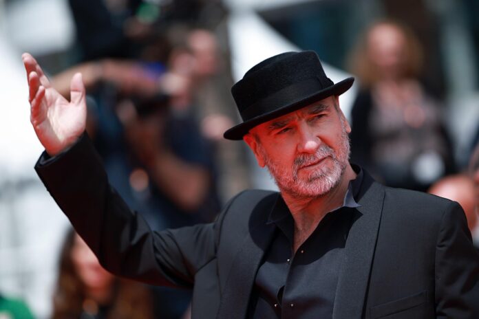 Eric Cantona en el 79º Festival de Cine de Cannes, en Cannes (Francia), el 15 de mayo de 2026.  EFE/EPA/CLEMENS BILAN
