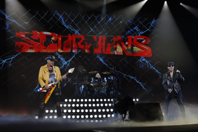 Actuación del grupo alemán de 'heavy metal' Scorpions en una imagen de archivo. EFE/ Villar López
