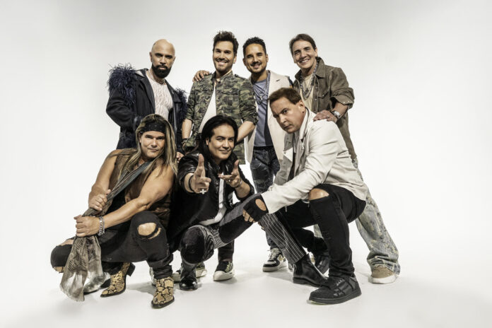 Fotografía cedida por The Exclusive Agency que muestra a la agrupación musical puertorriqueña Menudo posando, que fue un fenómeno musical mundial y anunció este lunes que celebra sus 50 años de historia reuniendo a siete de sus exmiembros en una gira por Estados Unidos, México y Puerto Rico. EFE/ Kike San Martin/ The Exclusive Agency /SOLO USO EDITORIAL/ NO VENTAS/ SOLO DISPONIBLE PARA ILUSTRAR LA NOTICIA QUE ACOMPAÑA (CRÉDITO OBLIGATORIO)
