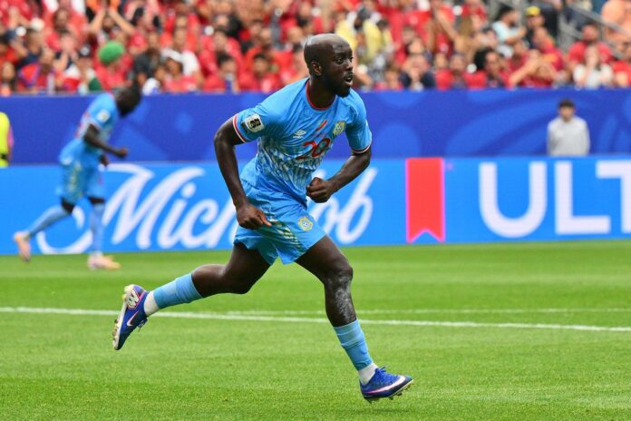 El delantero congolés Yoane Wissa, anotador del gol del empate 1-1 con Portugal en el debut mundialista, ahora quiere ser decisivo en el partido de este martes contra Colombia en Guadalajara. EFE/EPA/SAM WASSON
