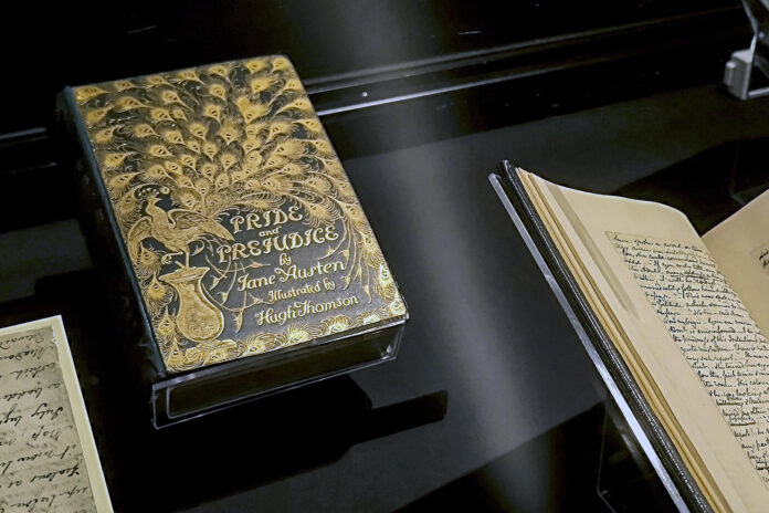 Imagen de archivo de una nNovela de Jane Austen expuesta en la British Library en Londres /Archivo. EFE/Guillermo Garrido
