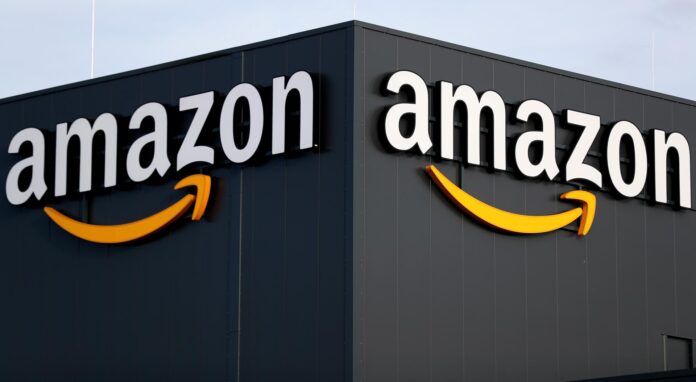 Fotografía de archivo de un centro de distribución de Amazon en Moenchengladbach, en el oeste de Alemania. EFE/EPA/FRIEDEMANN VOGEL
