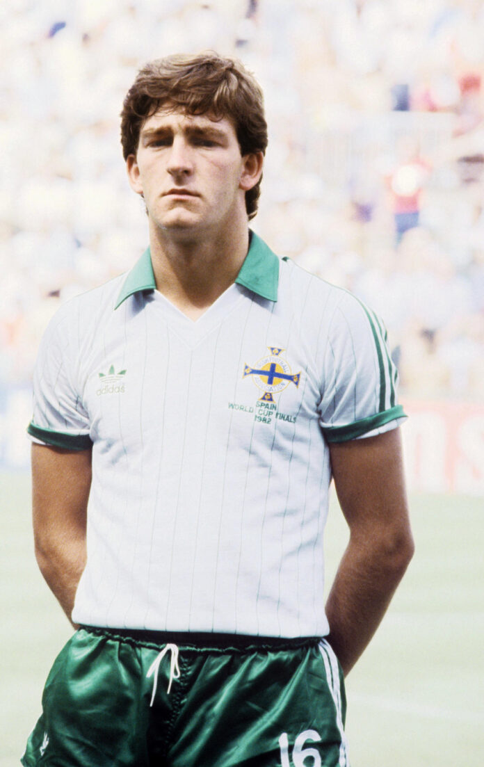 El norirlandés Norman Whiteside arrebató a Pelé el récord de jugador más joven en la Copa del Mundo al debutar con 17 años y 41 días en el Mundial de España. Foto archivo: EFE/ra
