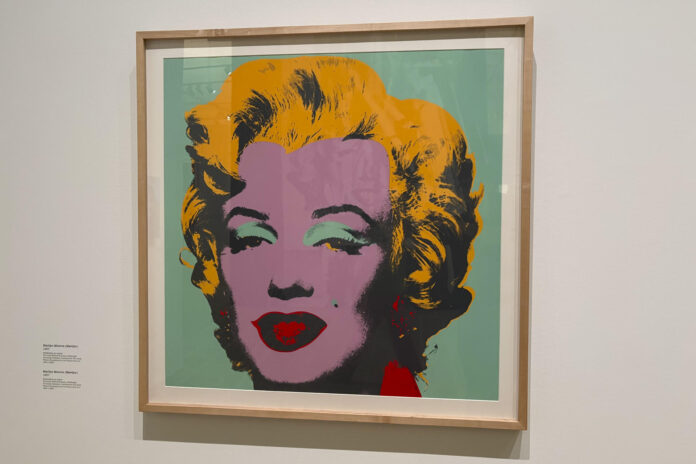 Vista de una serigrafía de la actriz estadounidense Marilyn Monroe. La obra del artista estadounidense Andy Warhol (1928-1987) se expone por primera vez en 10 años en Francia. EFE/ Pol Lloberas
