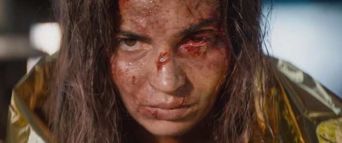 Fotograma cedida por Warner Bros. Pictures que muestra a la actriz Souheila Yacoub durante una escena de la película de terror 'Evil Dead Burn'. EFE/ Warner Bros. Pictures /SOLO USO EDITORIAL/ NO VENTAS/ SOLO DISPONIBLE PARA ILUSTRAR LA NOTICIA QUE ACOMPAÑA (CRÉDITO OBLIGATORIO)
