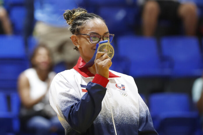 La judoca Ana Rosa ha proporcionado la primea medalla de oro a su país en los XXV Juegos Centroamericanos y del Caribe (JCC) Santo Domingo 2026. EFE/ Rodrigo Sura
