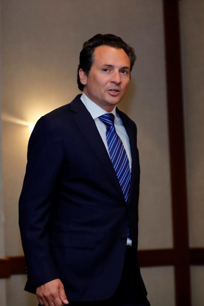 Fotografía de archivo donde aparece el exdirector de Petróleos Mexicanos (Pemex) Emilio Lozoya. EFE/José Méndez
