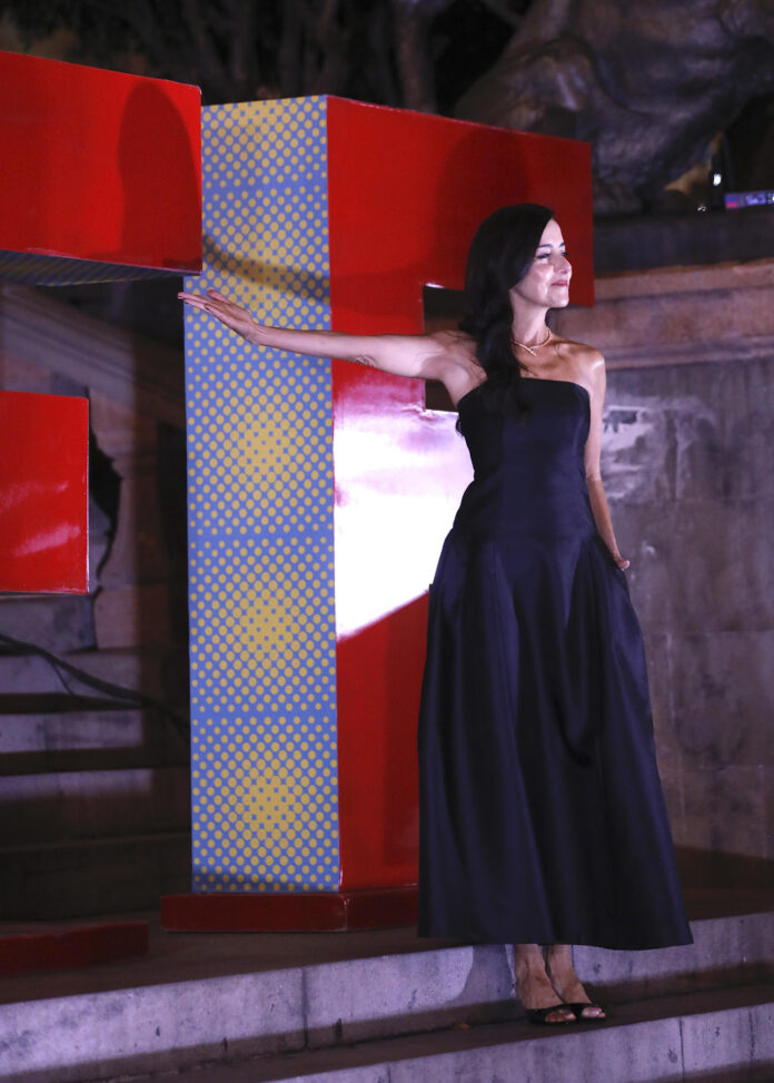 La actriz Cecilia Suárez asiste a la inauguración del Festival Internacional de Cine de Guanajuato (GIFF) este viernes, en Guanajuato (México). EFE/Luis Ramírez
