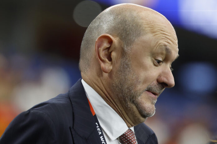 Fotografía tomada el 6 de julio en Dallas al presidente de la Real Federación Española de Fútbol (RFEF), Rafael Louzán, quien este jueves se refirió en Los Ángeles al Mundial de 2030, pero no quiso hablar sobre la sede de la final por considerarlo “imprudente”. EFE/ Mariscal
